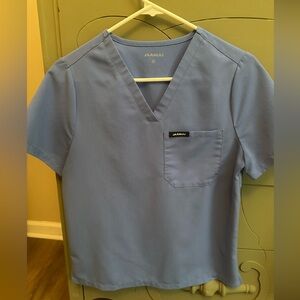 Scrub top